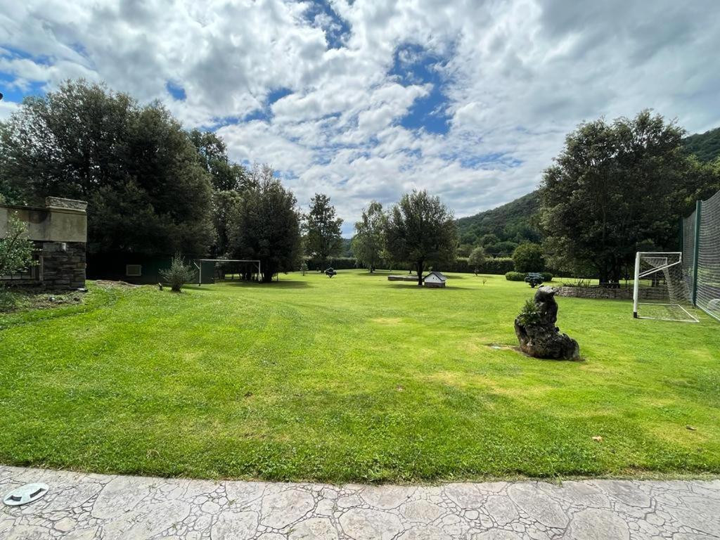 Willa Casa Rustica Olot Zewnętrze zdjęcie